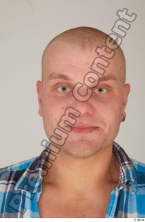 Ismael Bradley  Street  873 bald face head 0001.jpg
